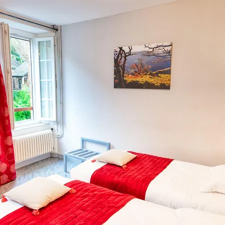 Hotel Restaurant Le Relays Du Chasteau - Logis 3*