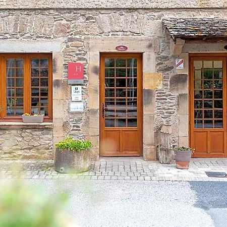 Restaurant Le Relays Du Chasteau - Logis 3* Brousse-le-Chateau