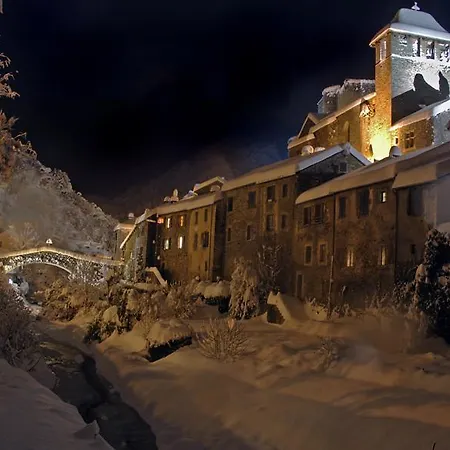 Restaurant Le Relays Du Chasteau - Logis 3* Brousse-le-Chateau