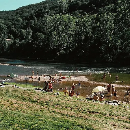 Restaurant Le Relays Du Chasteau - Logis 3* Brousse-le-Chateau