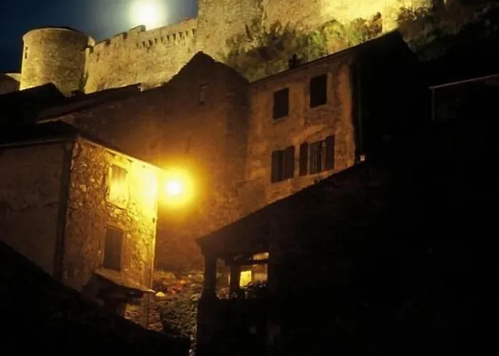 Szálloda Restaurant Le Relays Du Chasteau - Logis 3*